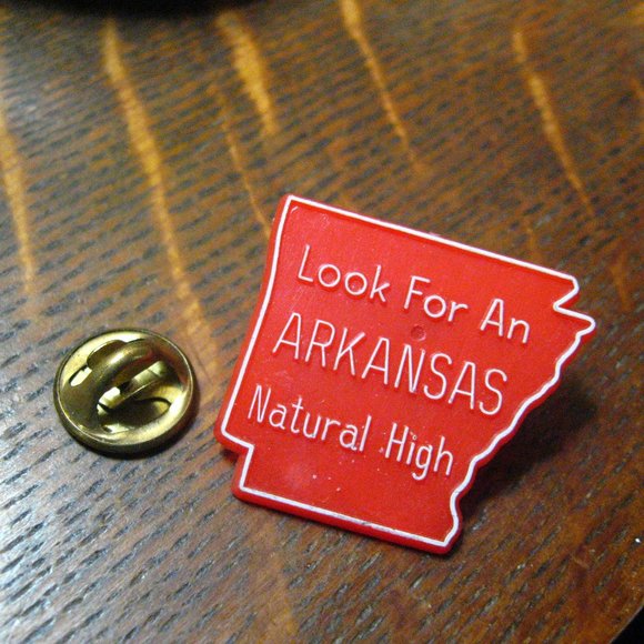 Arkansas Natural High Vintage Lapel Pin - Picture 2 of 4